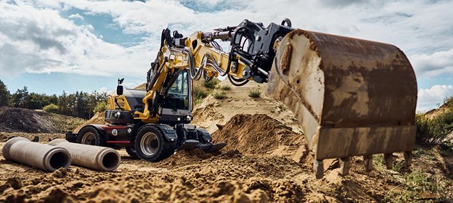 wackerNeusonLinkPhoto