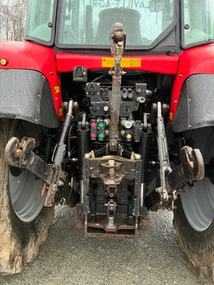 Tracteur agricole Massey Ferguson 6480 Dyna-6