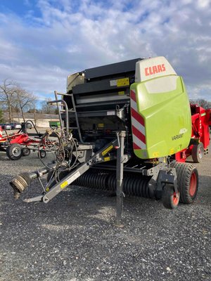 Presse à balles rondes Claas VARIANT 460 RF 