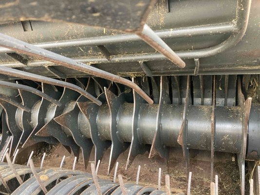 Presse à balles rondes Claas VARIANT 460 RF 