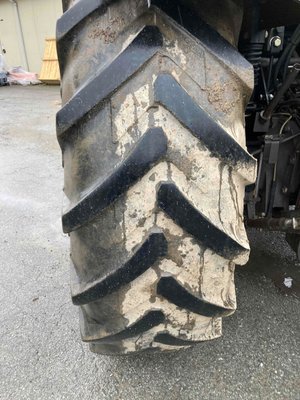 Tracteur agricole Claas ARION 630 CIS